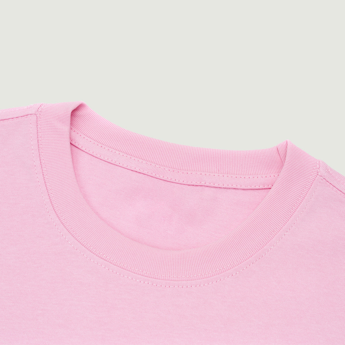 TRIØ7 ARTCORE – Fragment 01 Boxy Tee – Detailansicht | Oversized Boxy T-Shirt von TRIØ7