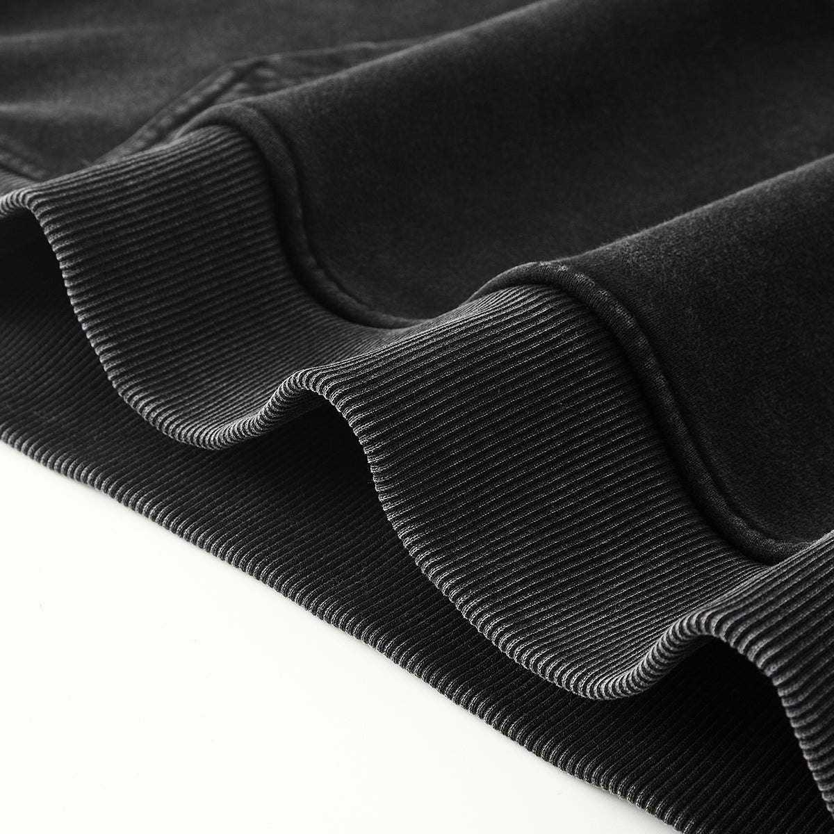 TRIØ7 ARTCORE – Fragment 01 Oversized Hoodie – Detailansicht | Heavyweight Oversized Hoodie von TRIØ7