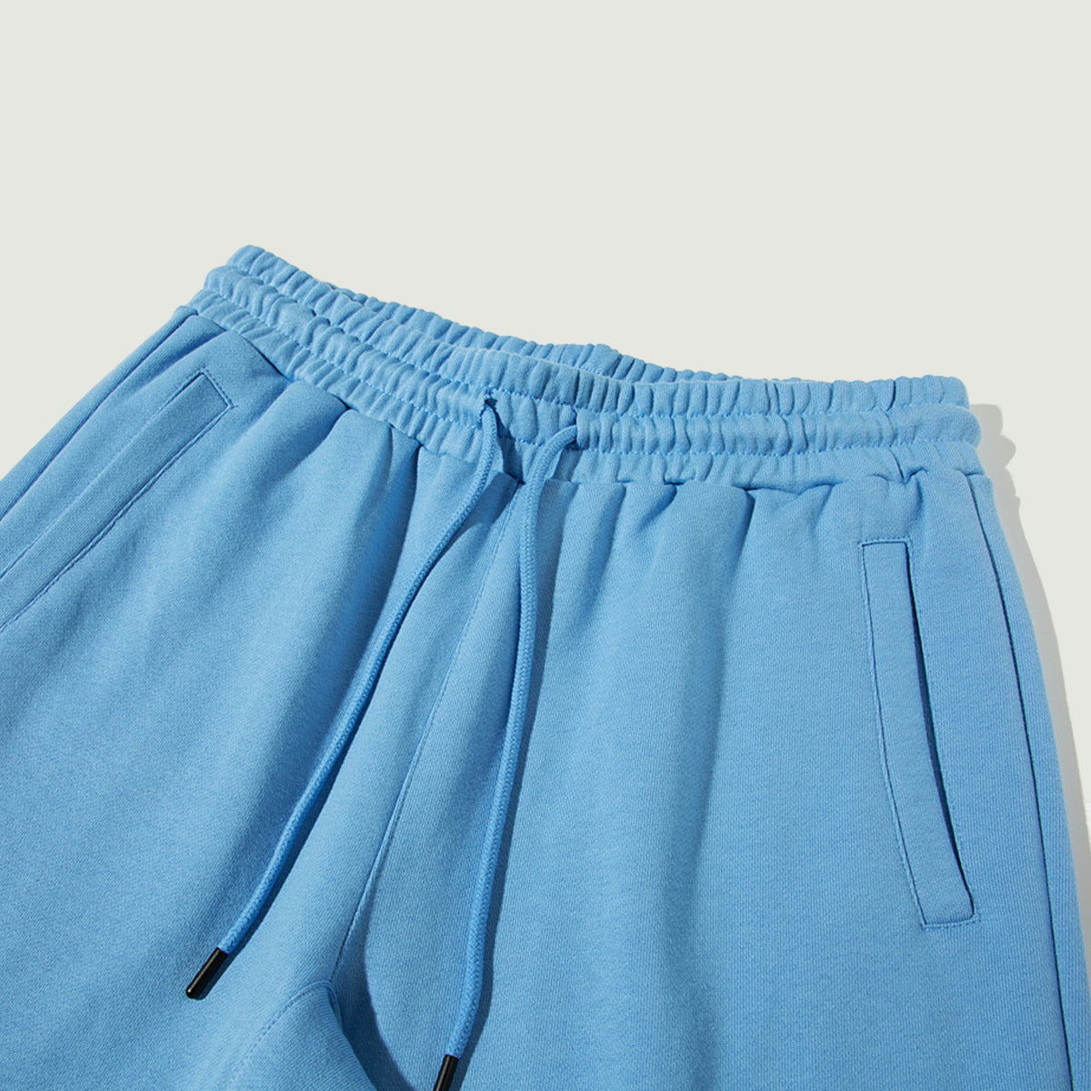 TRIØ7 – Oversized Sweatpants – Detailansicht | Oversized Baggy Sweatpants von TRIØ7