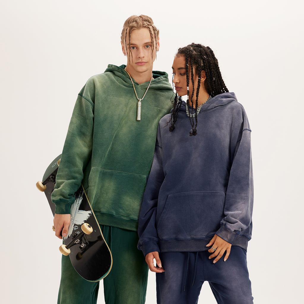TRIØ7 ARTCORE – Fragment 01 Dusty Hoodie – Detailansicht 11 | Oversized Faded Hoodie von TRIØ7