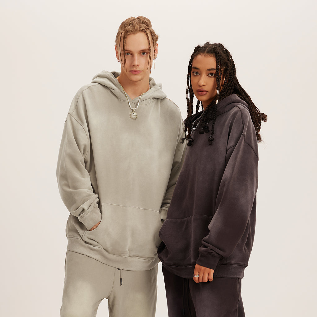 TRIØ7 ARTCORE – Fragment 01 Dusty Hoodie – Detailansicht 13 | Oversized Faded Hoodie von TRIØ7