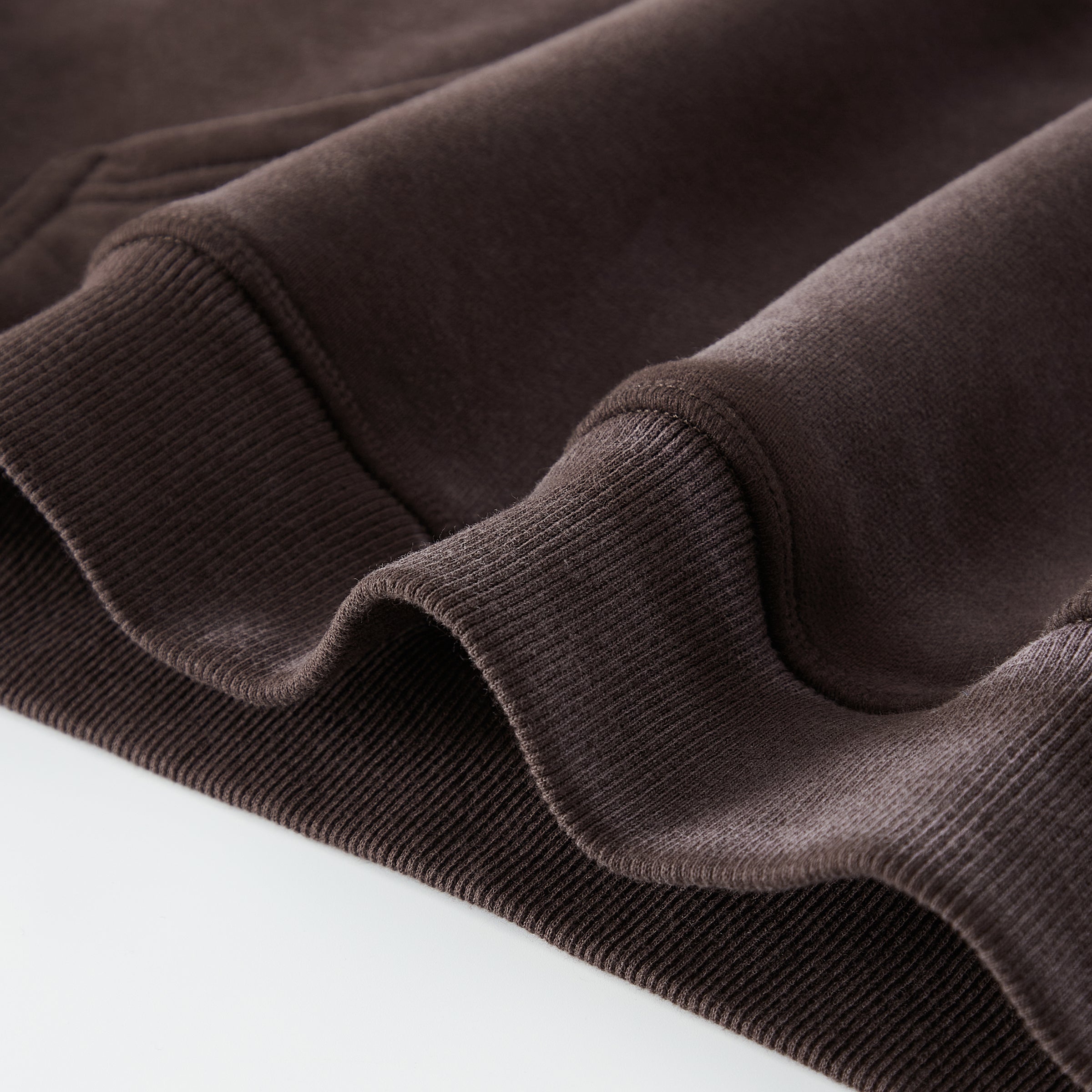TRIØ7 ARTCORE – Fragment 01 Dusty Hoodie – Detailansicht 17 | Oversized Faded Hoodie von TRIØ7