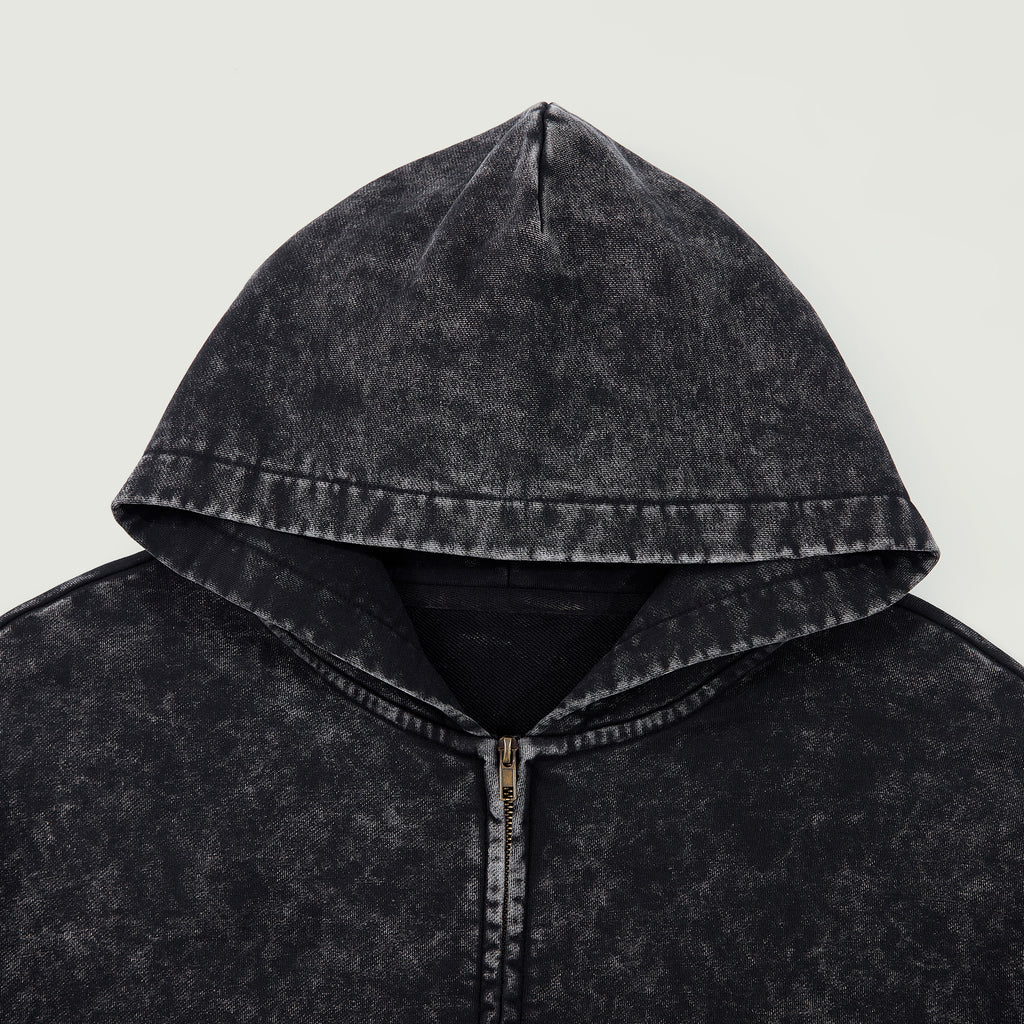 TRIØ7 ARTCORE – Fragment 01 Snow-Wash Zip – Detailansicht | Oversized Washed Hoodie von TRIØ7
