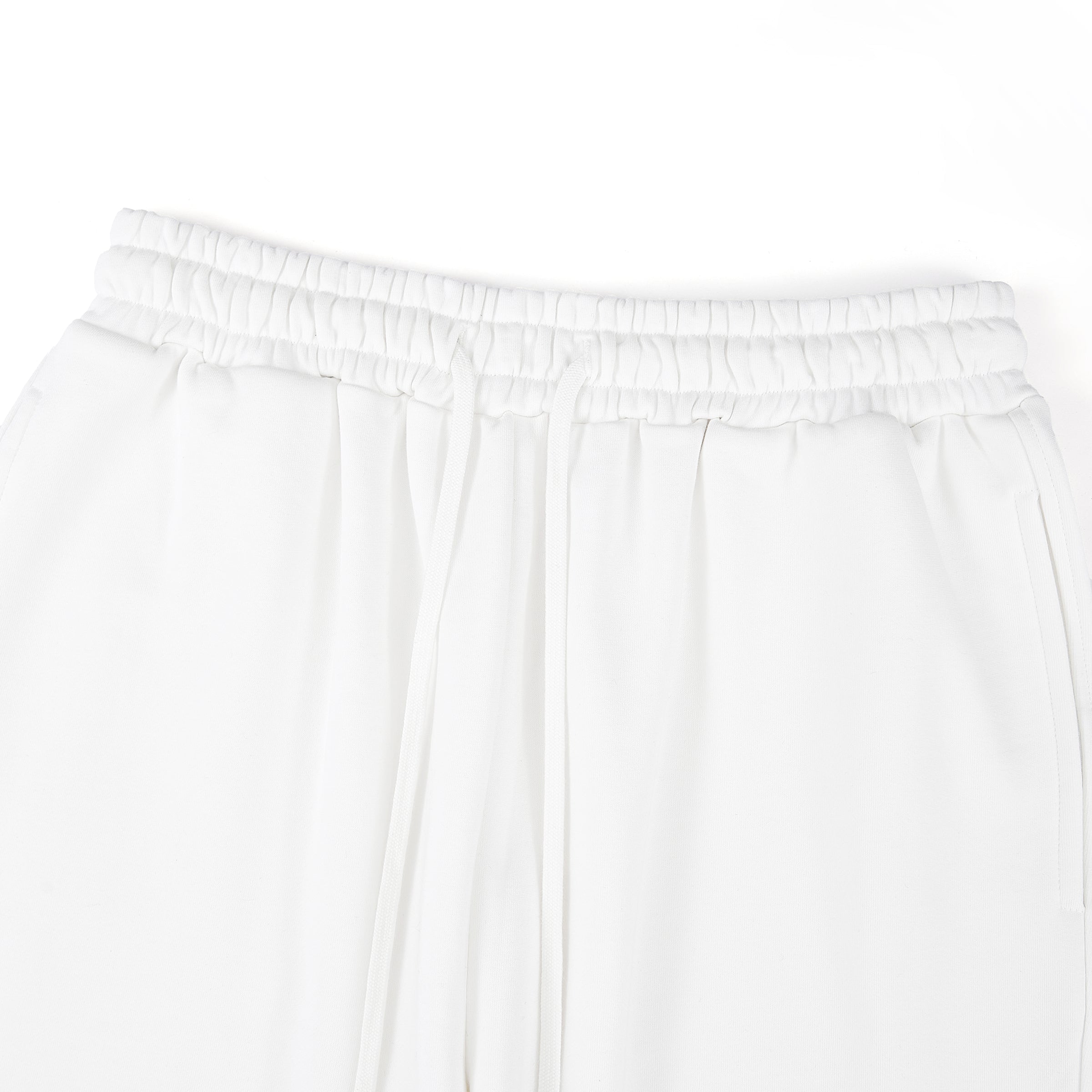 TRIØ7 – Fleece Relaxed Pants – Detailansicht | Oversized Relaxed fit Sweatpants von TRIØ7
