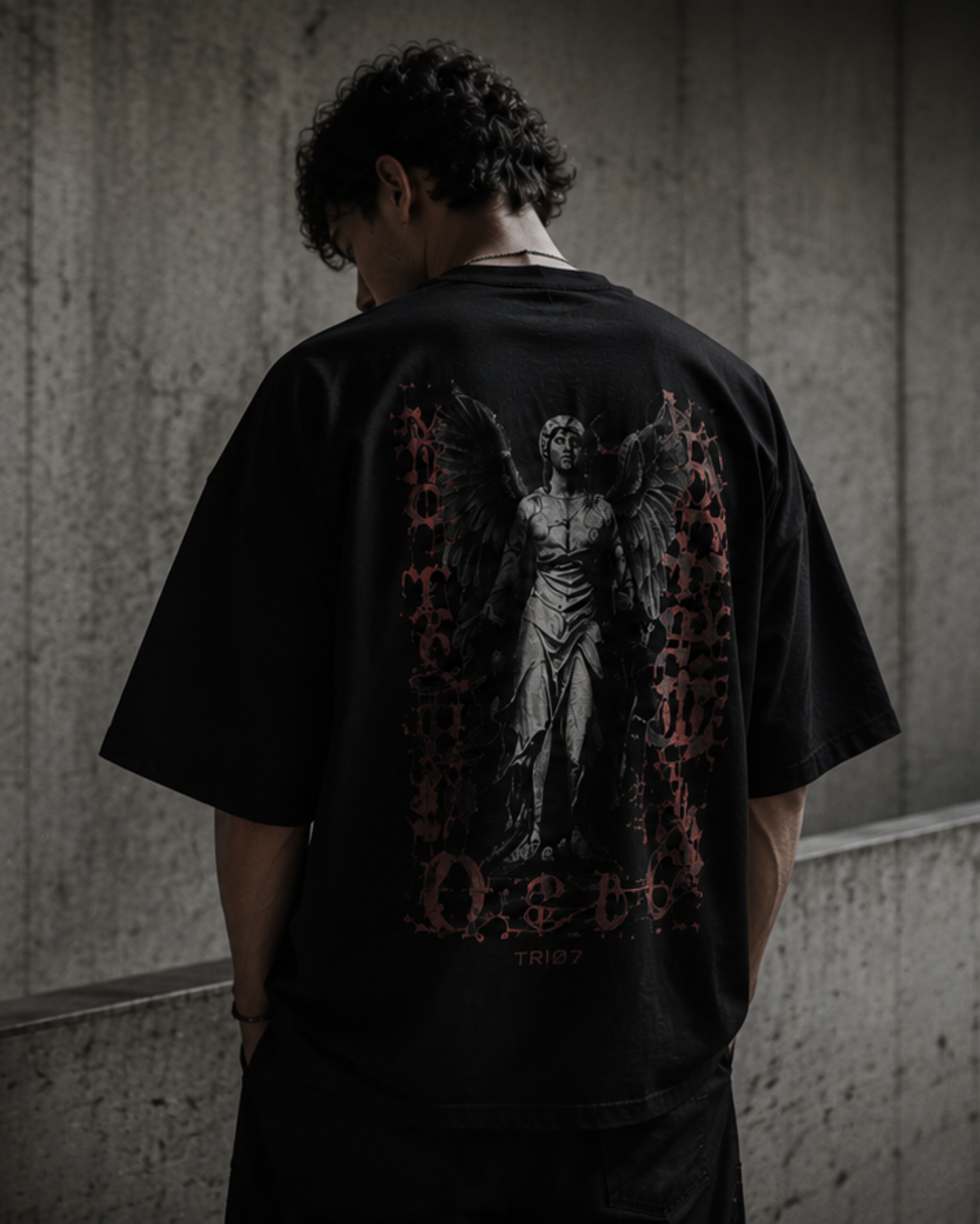 TRIØ7 ARTCORE – Fragment 01 Boxy Tee – Frontansicht | Oversized Boxy T-Shirt von TRIØ7