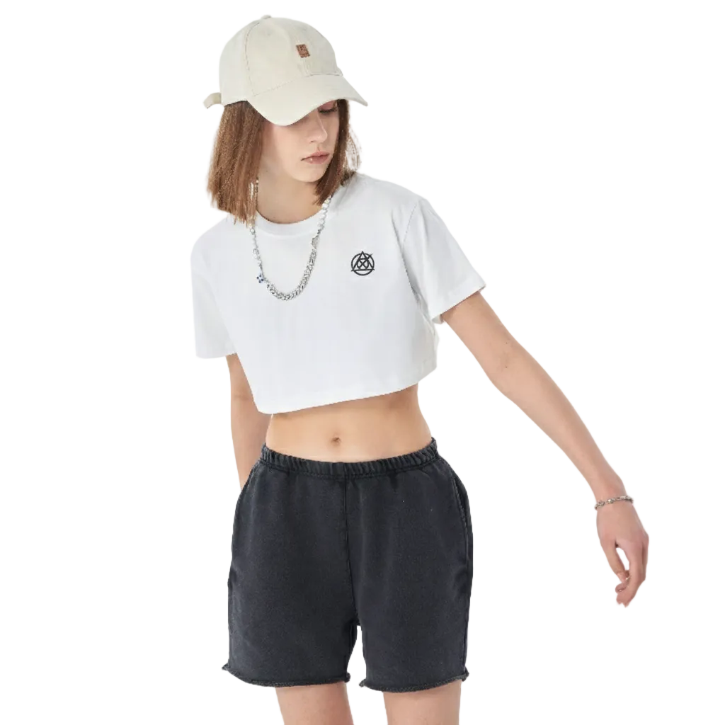 TRIØ7 ARTCORE – Fragment 01 Cropped Tee – Frontansicht 3 | Oversized Loose fit T-Shirt von TRIØ7