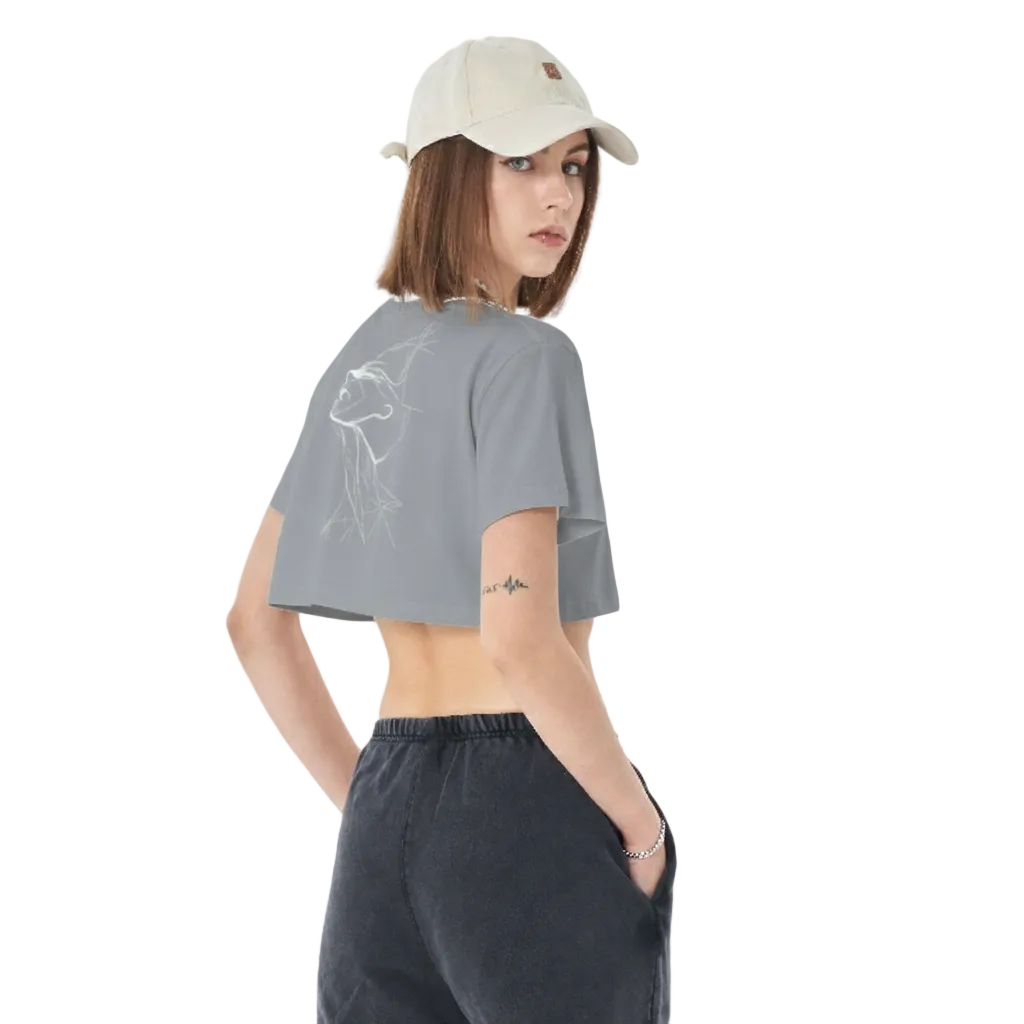 TRIØ7 ARTCORE – Fragment 01 Cropped Tee – Frontansicht 7 | Oversized Loose fit T-Shirt von TRIØ7