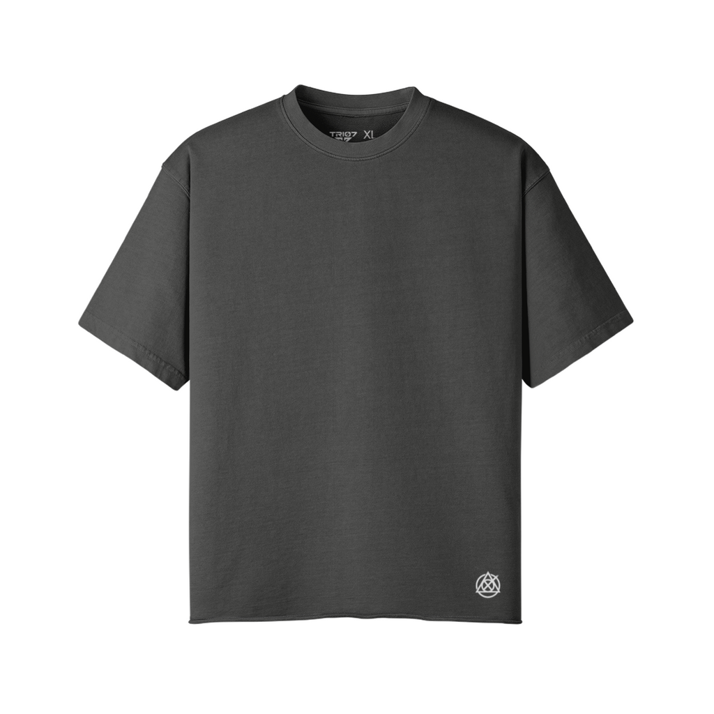 TRIØ7 ARTCORE – Fragment 01 Raw Edge Tee – Frontansicht 8 | Oversized Distressed T-Shirt von TRIØ7