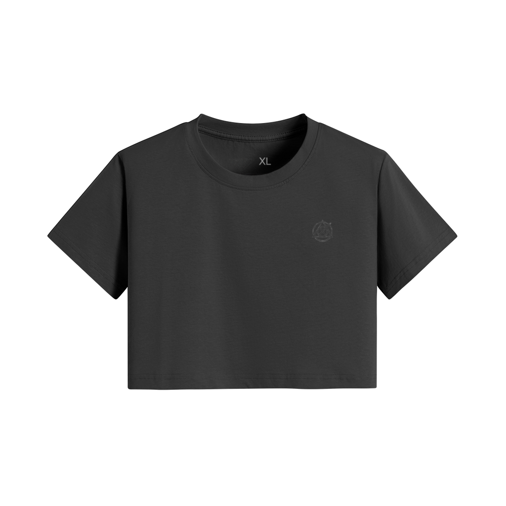 TRIØ7 ARTCORE – Fragment 01 Cropped Tee – Detailansicht | Oversized Loose fit T-Shirt von TRIØ7