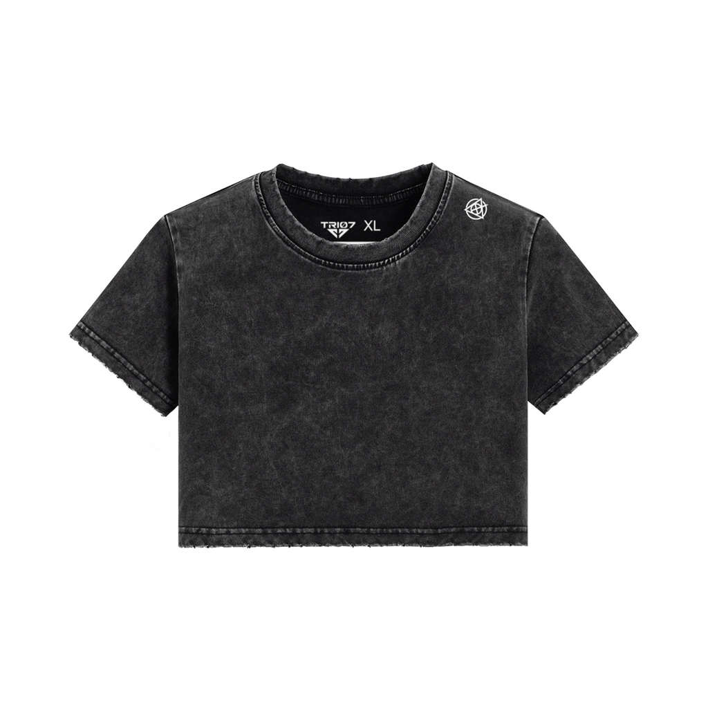 TRIØ7 ARTCORE – Fragment 01 Cropped Tee Snow Wash – Frontansicht 3 | Oversized Distressed T-Shirt von TRIØ7