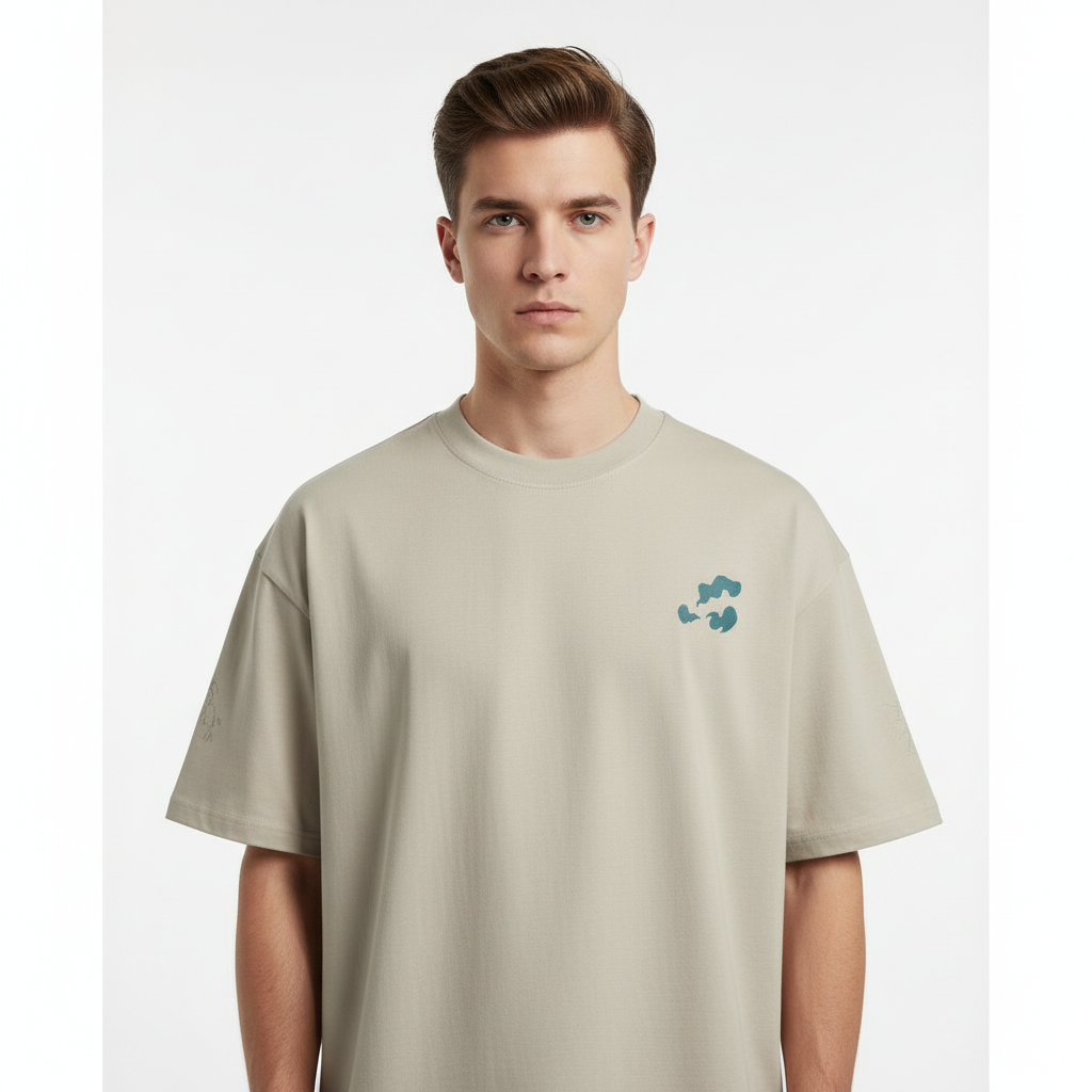 TRIØ7 ESSENTIAL – Heavyweight Oversized Tee 300+ – Frontansicht 12 | Oversized Boxy T-Shirt von TRIØ7