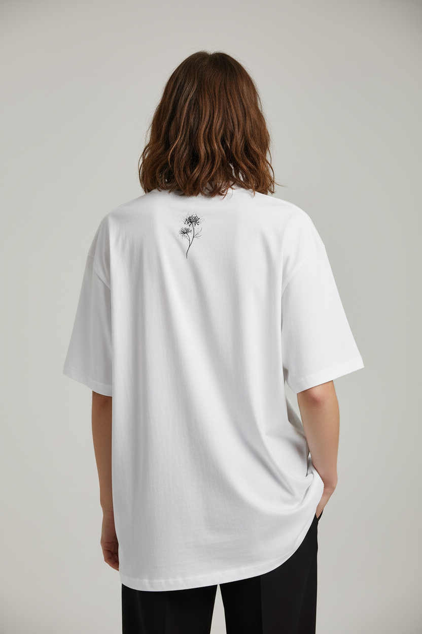TRIØ7 ESSENTIAL – Heavyweight Oversized Tee 280 – Frontansicht 4 | Oversized Boxy T-Shirt von TRIØ7