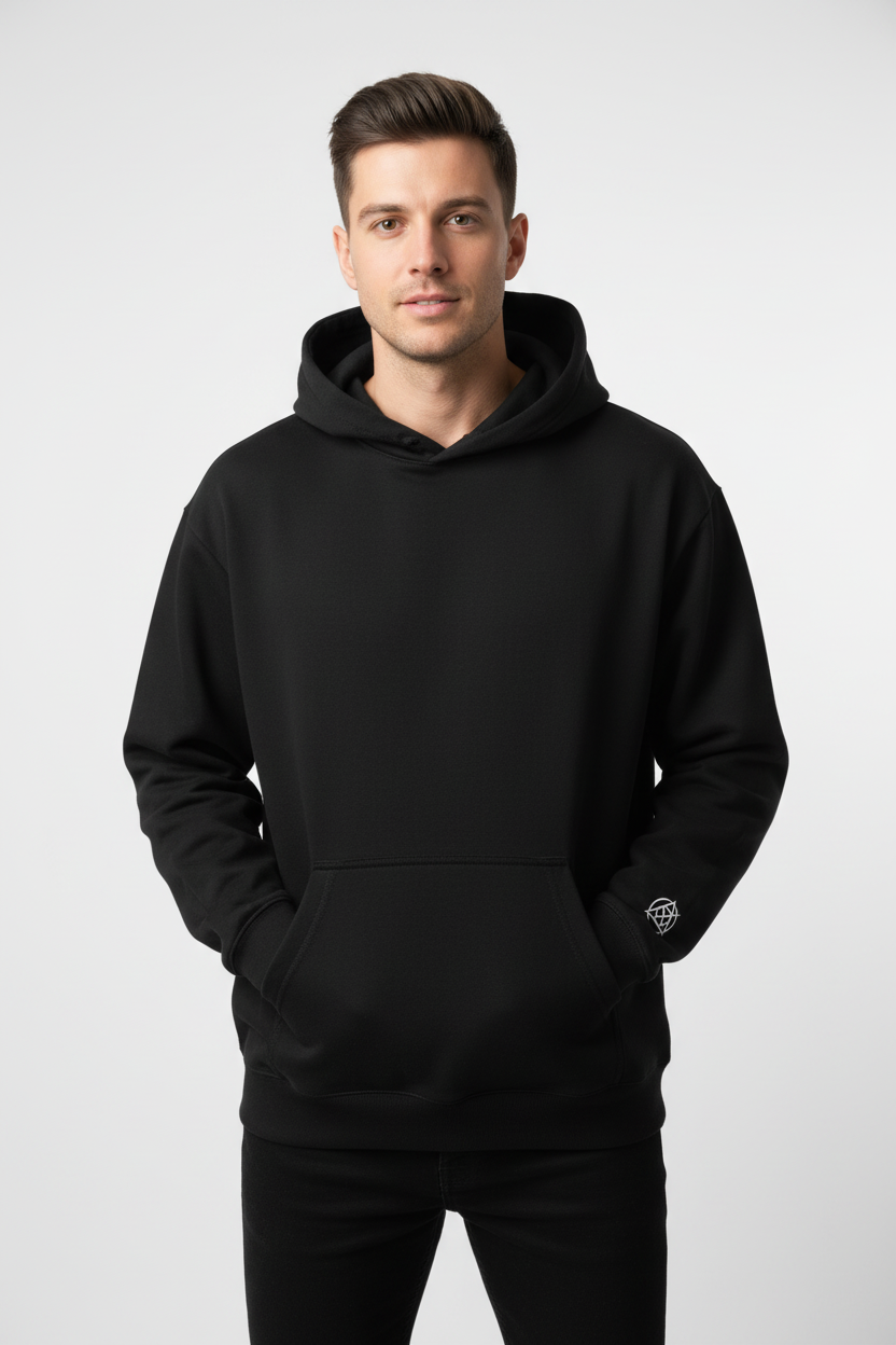 TRIØ7 URBAN – Vintage Wash Hoodie – Frontansicht 2 | Oversized Drawstring Hoodie von TRIØ7